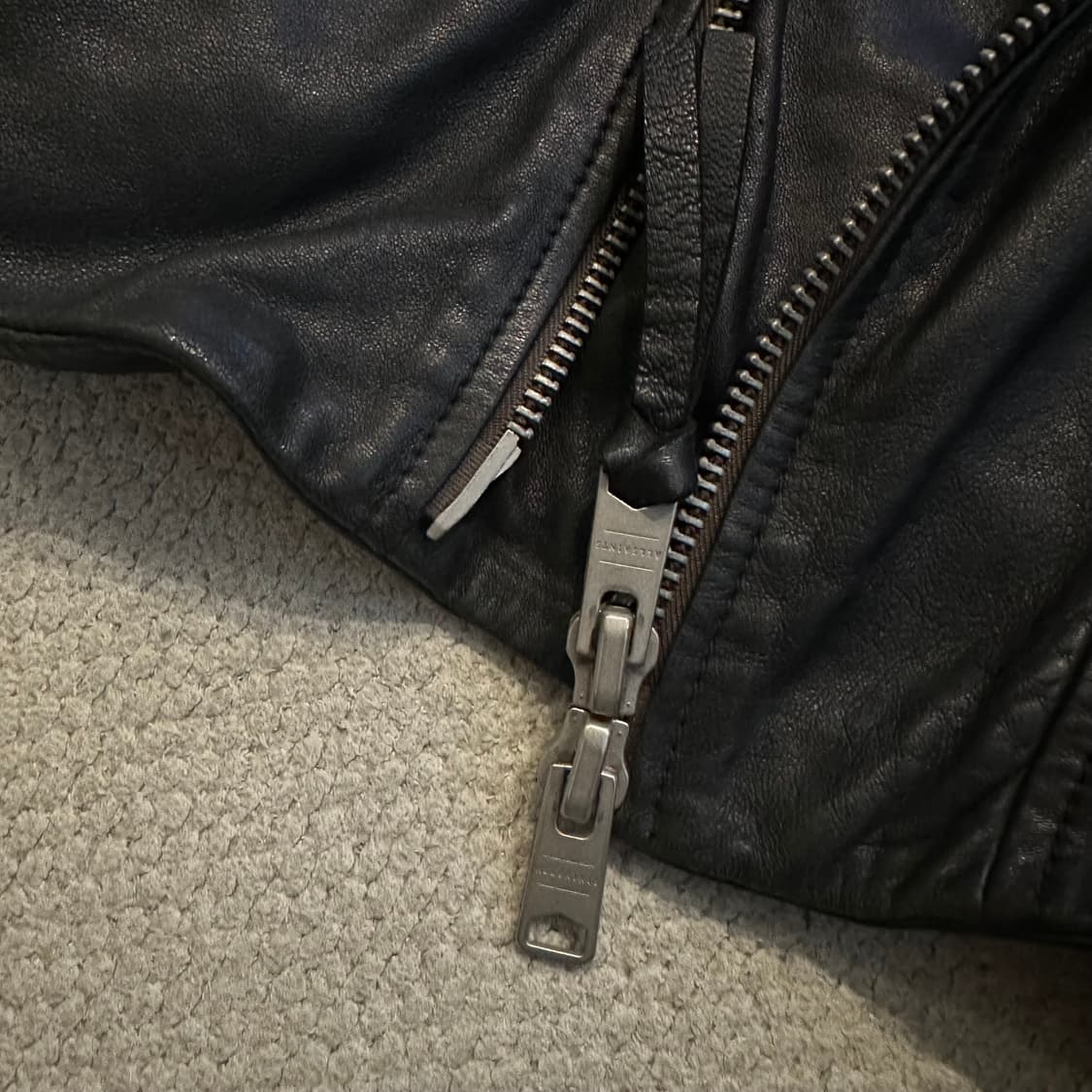 올세인츠 AllSaints 양가죽 라이더 자켓 상품이미지6