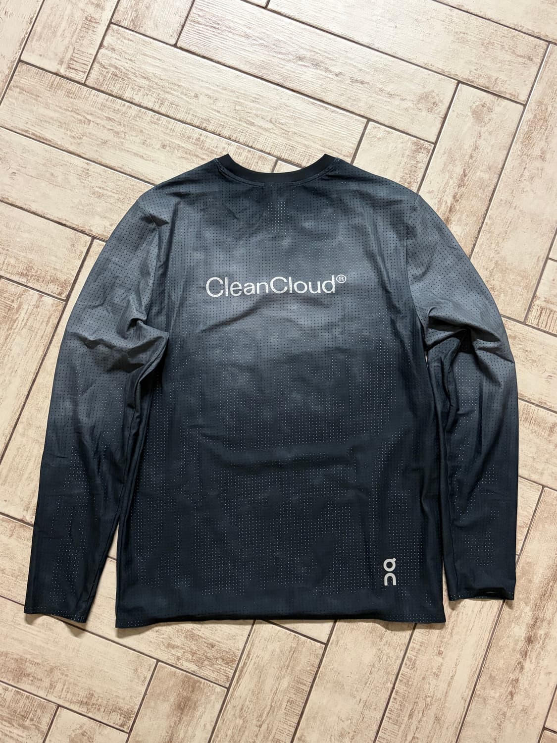 온러닝 페이스 메쉬 롱 티 XS 판매 상품이미지2