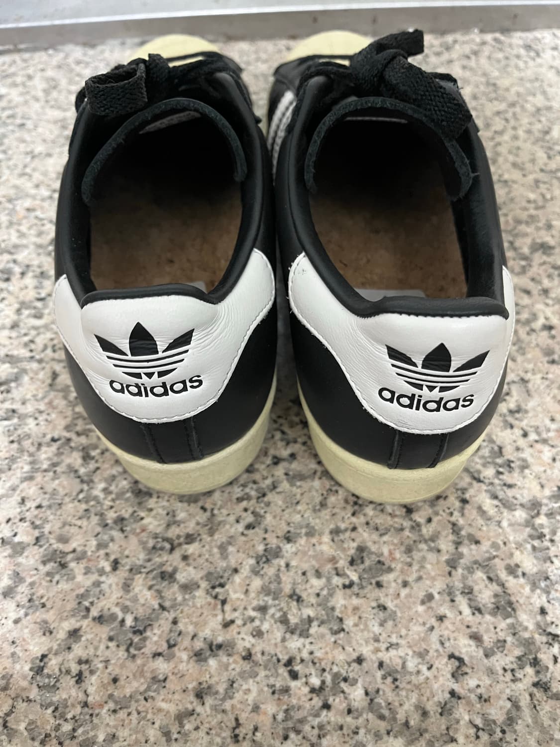 아디다스 슈퍼스타 프리미엄 블랙 화이트 255 상품이미지7