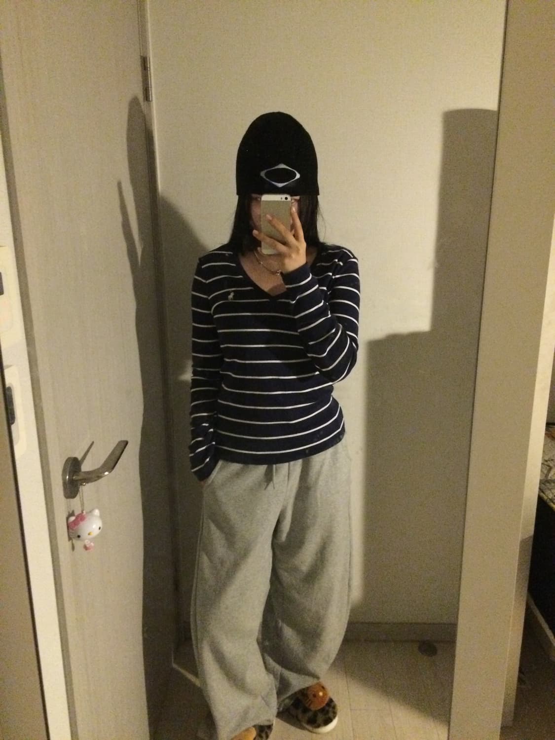 폴로 브이넥 스프라이트 네이비 긴팔티  상품이미지2