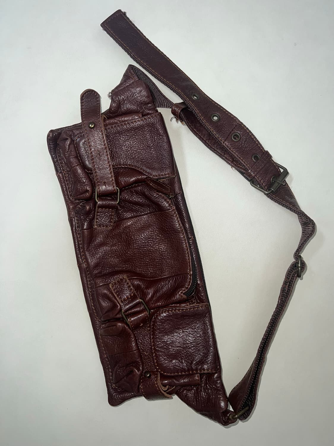 vintage leather sling bag 상품이미지2
