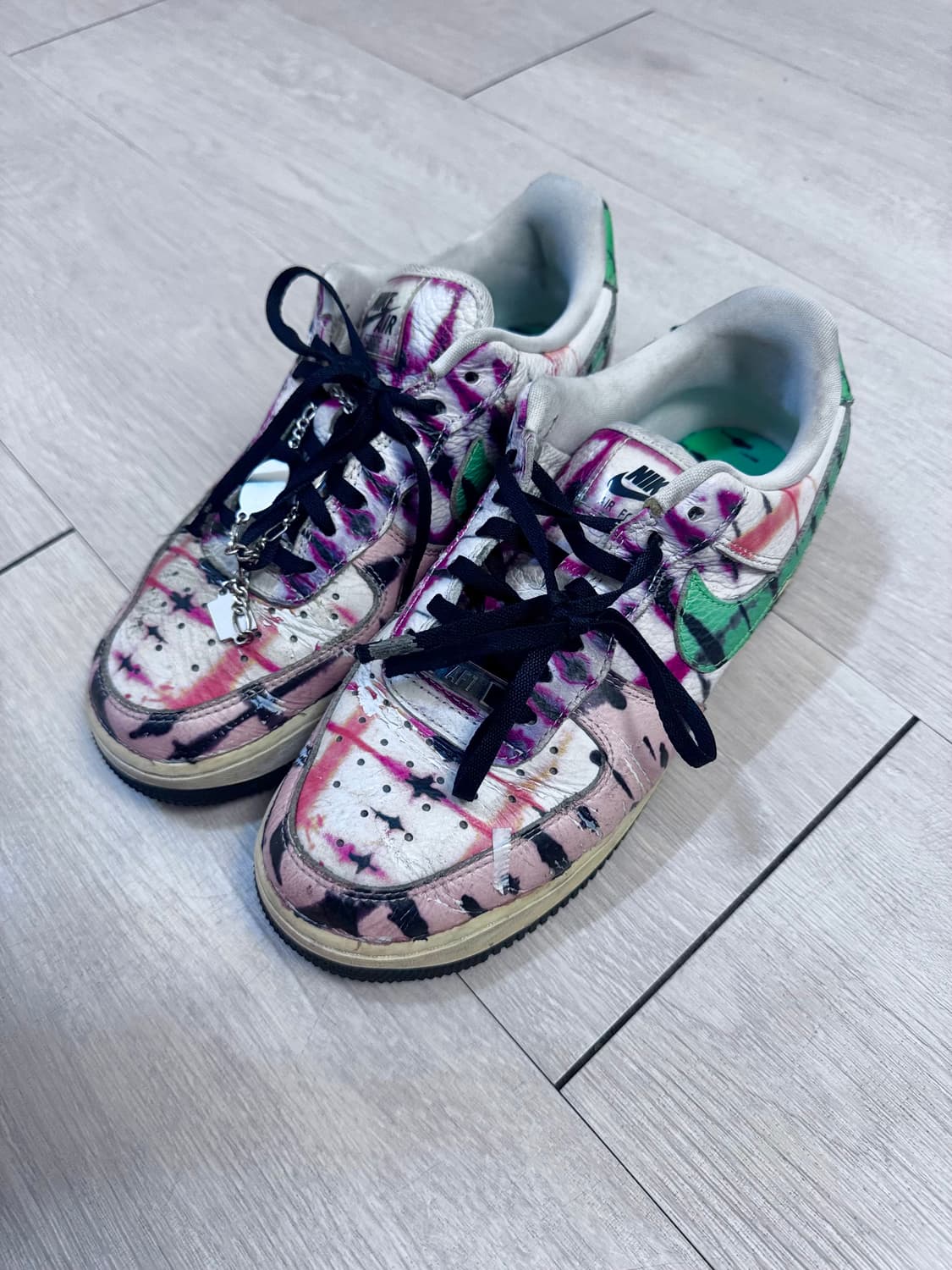 나이키 에어 포스1 타이다이 US7.5 상품이미지3