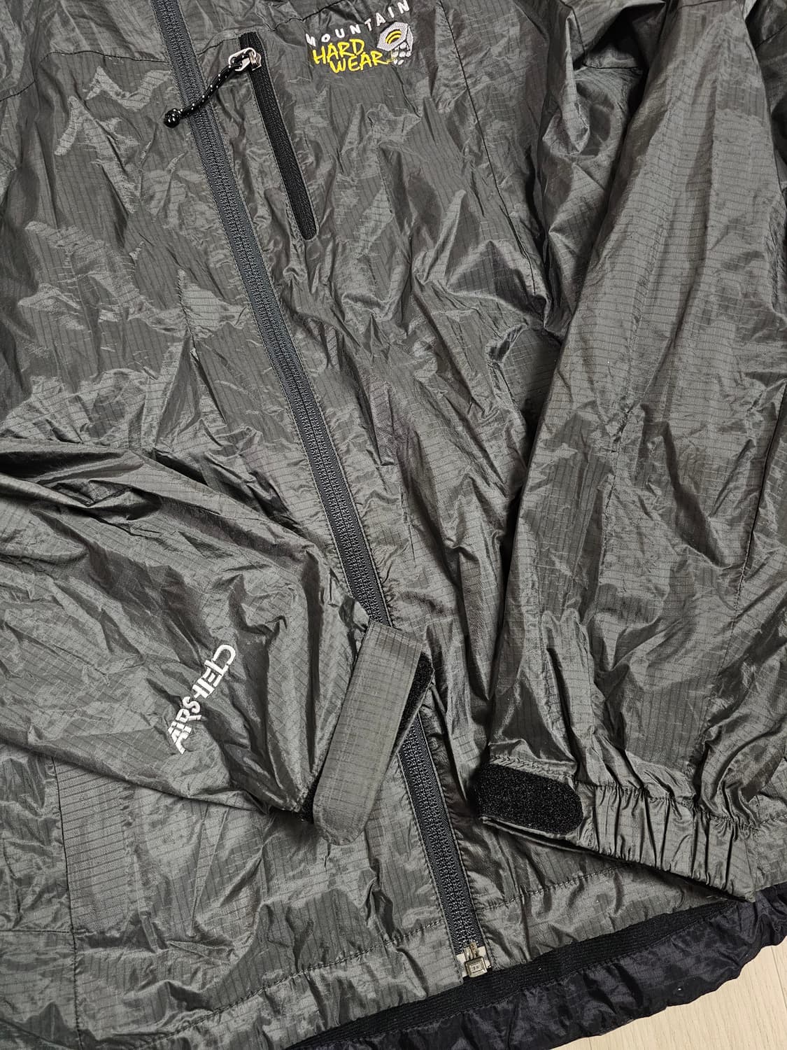 [95] 마운틴하드웨어 차콜 에어쉴드 테크니컬 바람막이 자켓 상품이미지6