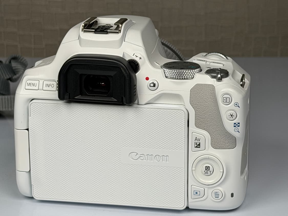 캐논 EOS 200D2 화이트 DSLR 카메라 상품이미지6