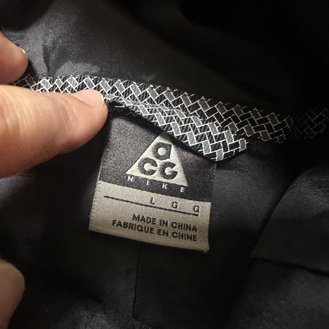 ✨ (바배) 나이키 ACG 블랙 바람막이 상품이미지3