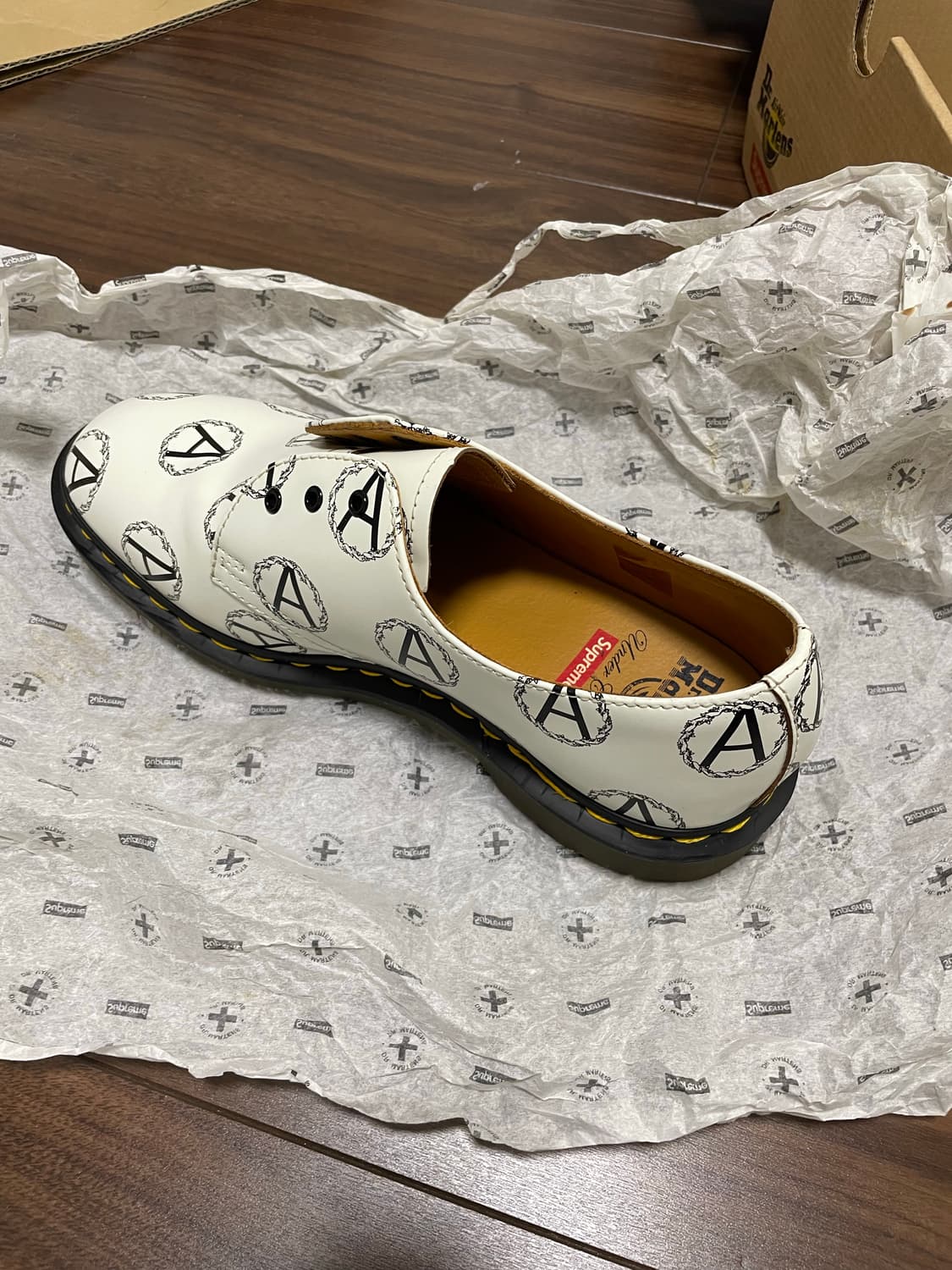 닥터마틴 x 슈프림 x 언더커버  1461 빈티지 화이트 상품이미지4