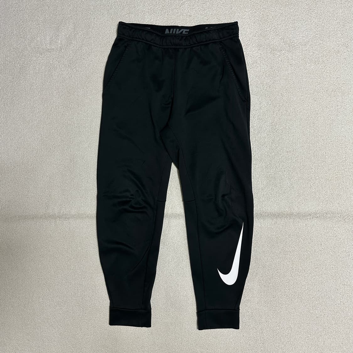 나이키 써마 스우시 트레이닝 팬츠 상품이미지1