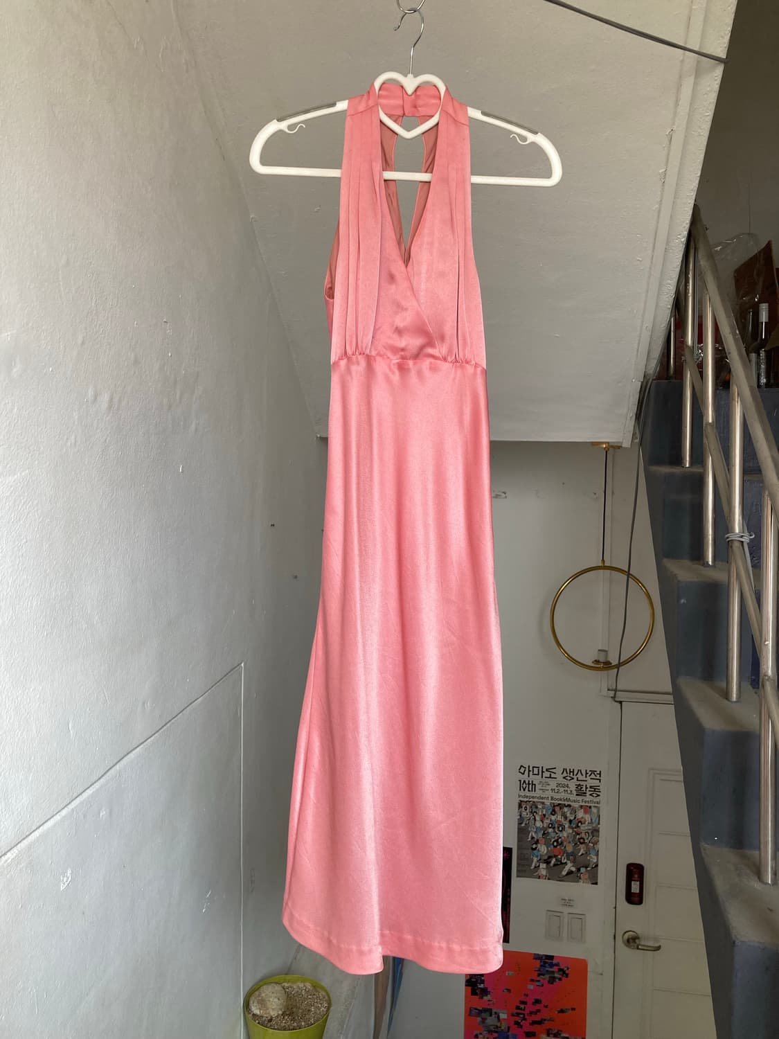 핑크 홀터넥 퀸카 드레스 상품이미지1