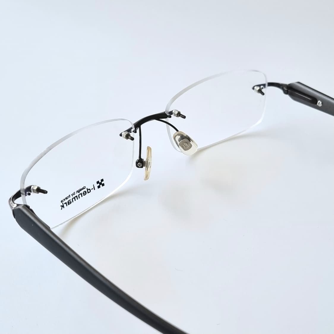 데드스탁 i-denmark 프리미엄 무테 안경테 645 상품이미지3