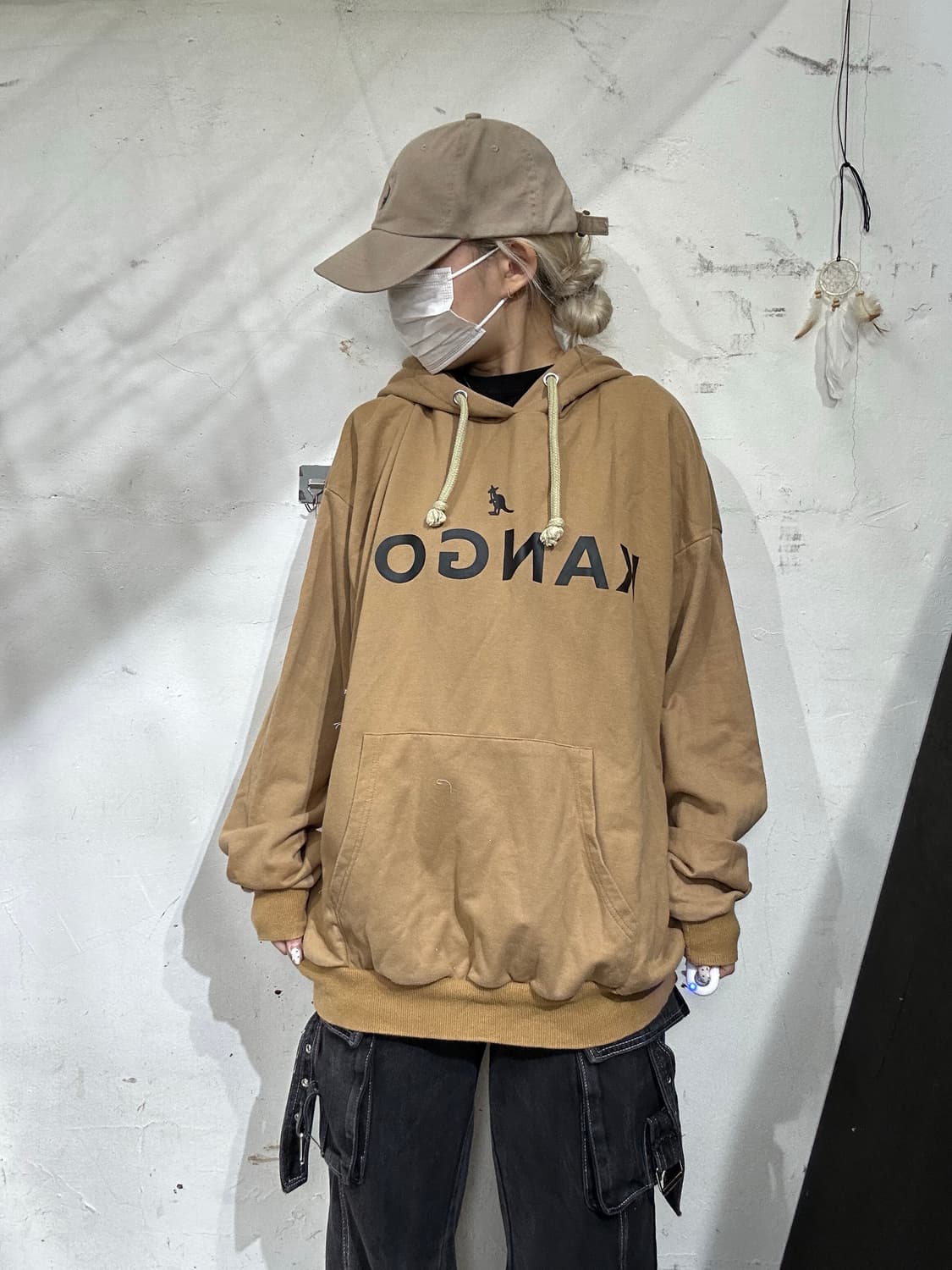 빈티지 베이지 블랙 로고 후드티 F 상품이미지2