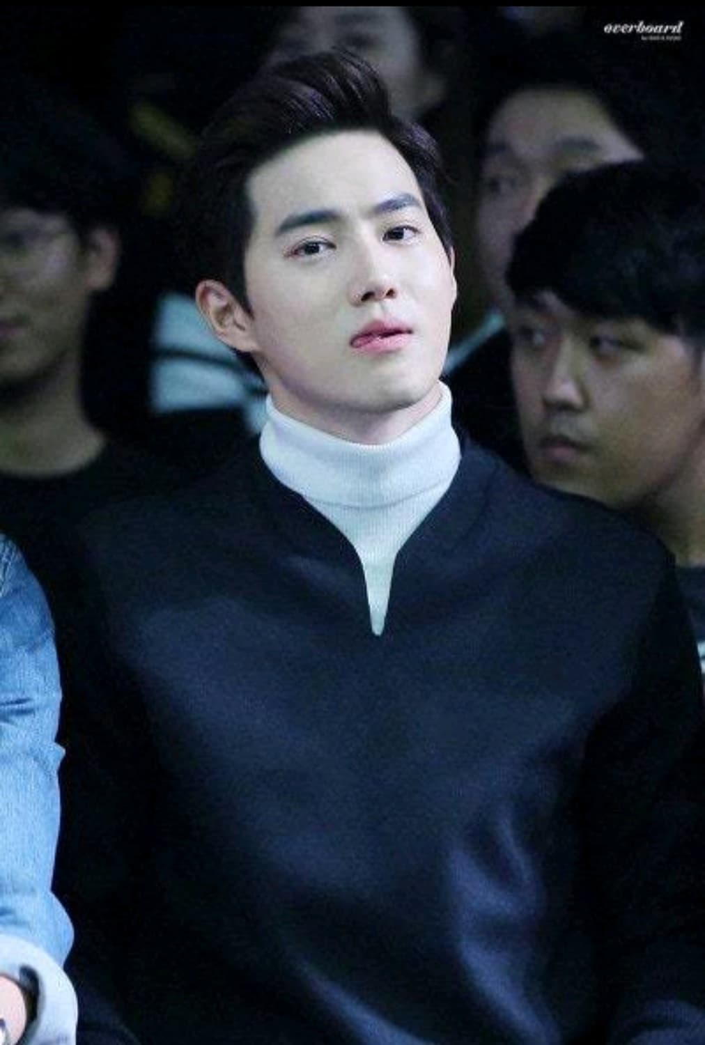 (남주혁 착용 새상품) 솔리드옴므 펠트니트 네이비 남주혁니트 엑소수호니트 상품이미지3
