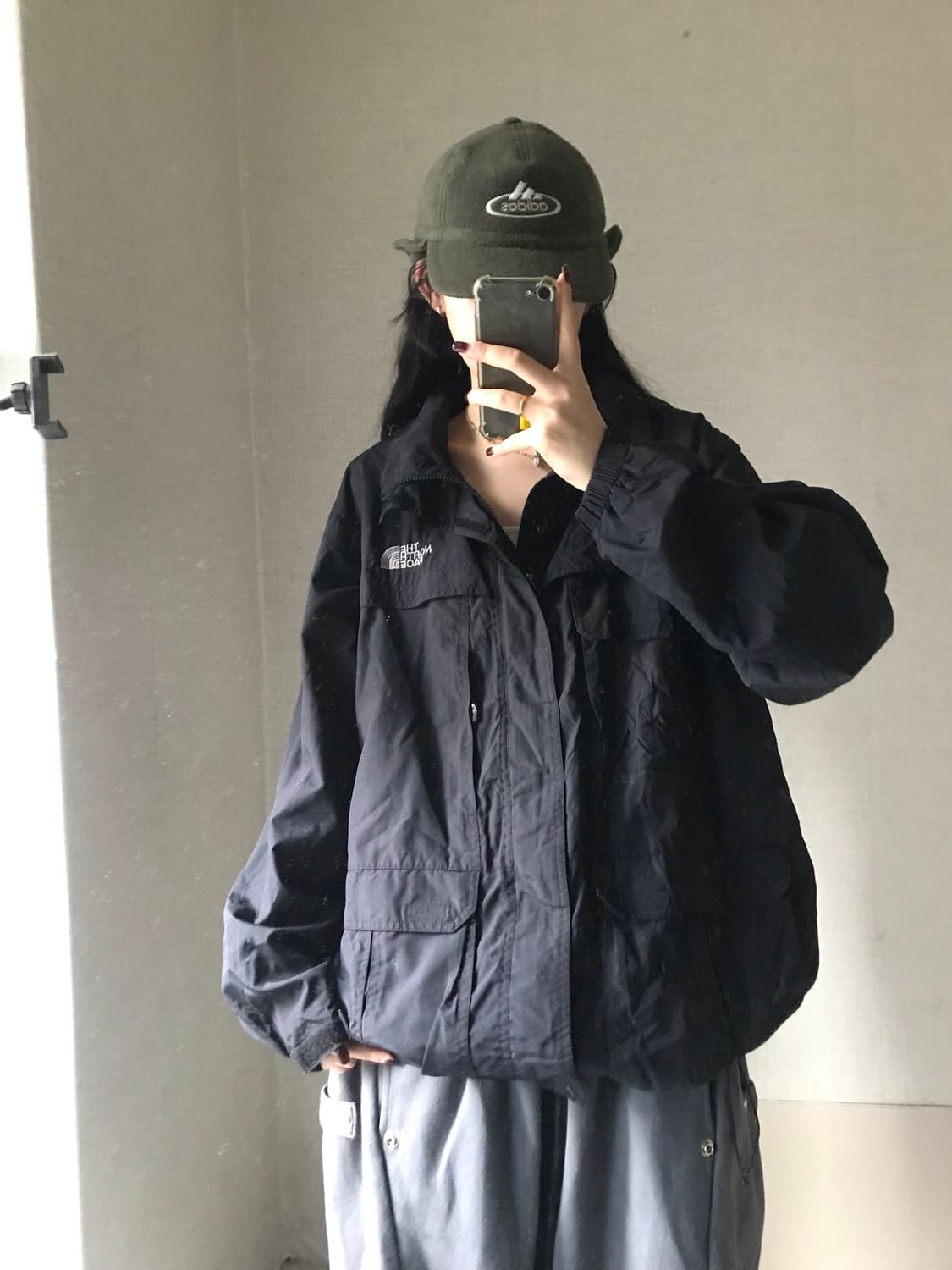 노페 블랙 포켓디테일 바람막이 상품이미지5