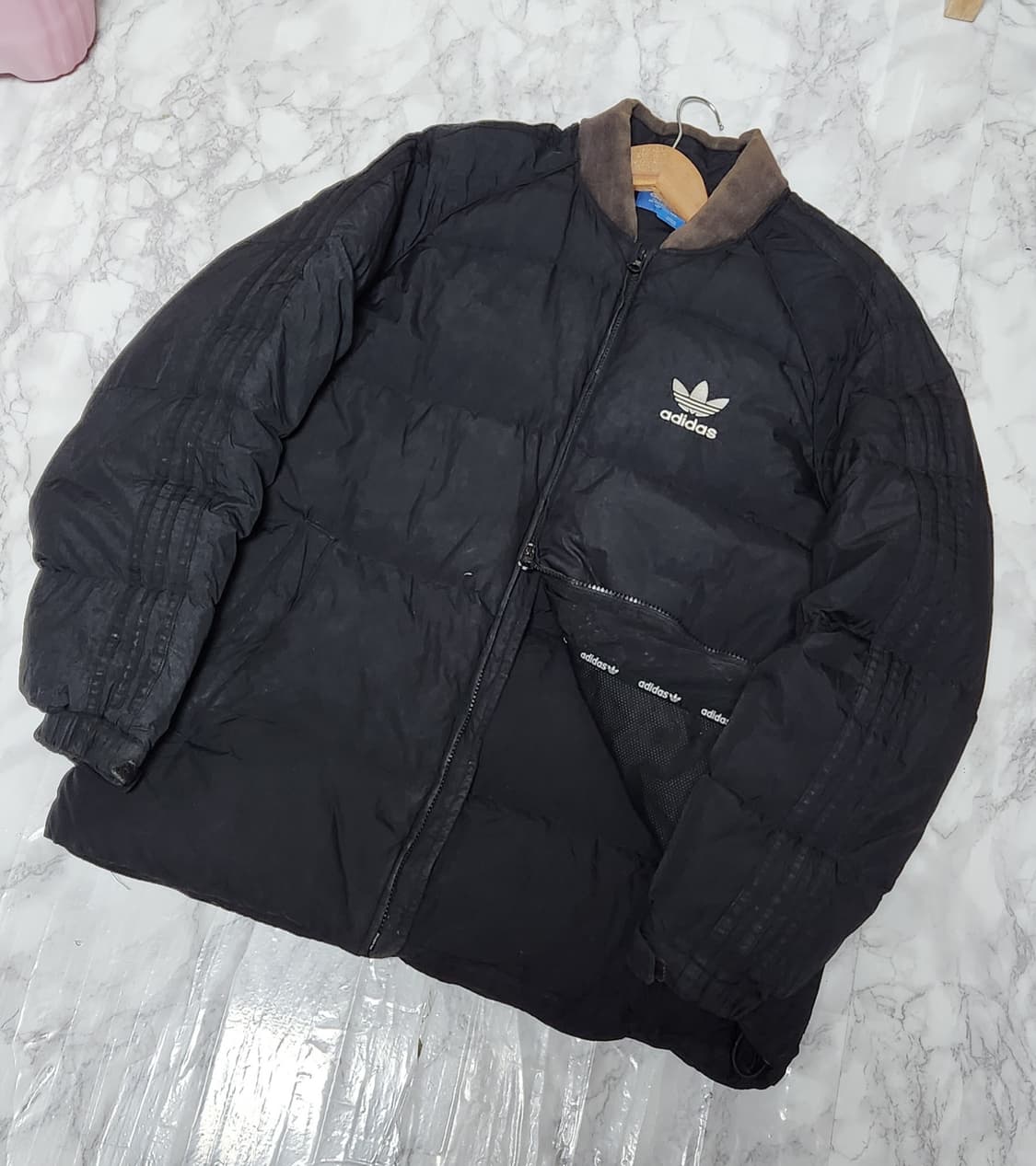아디다스 삼선 블랙 푸퍼 패딩 자켓 브라운 카라 y2k 상품이미지1