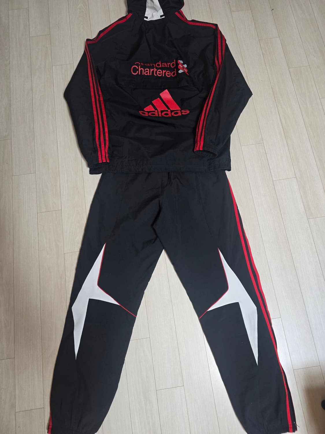 아디다스 리버풀바람막이 10-11 상품이미지2