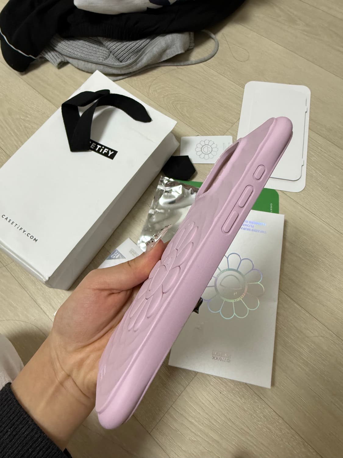 16프로맥스 케이스티파이 무라카미다카시 콜라보 폰케이스 핑크  상품이미지6