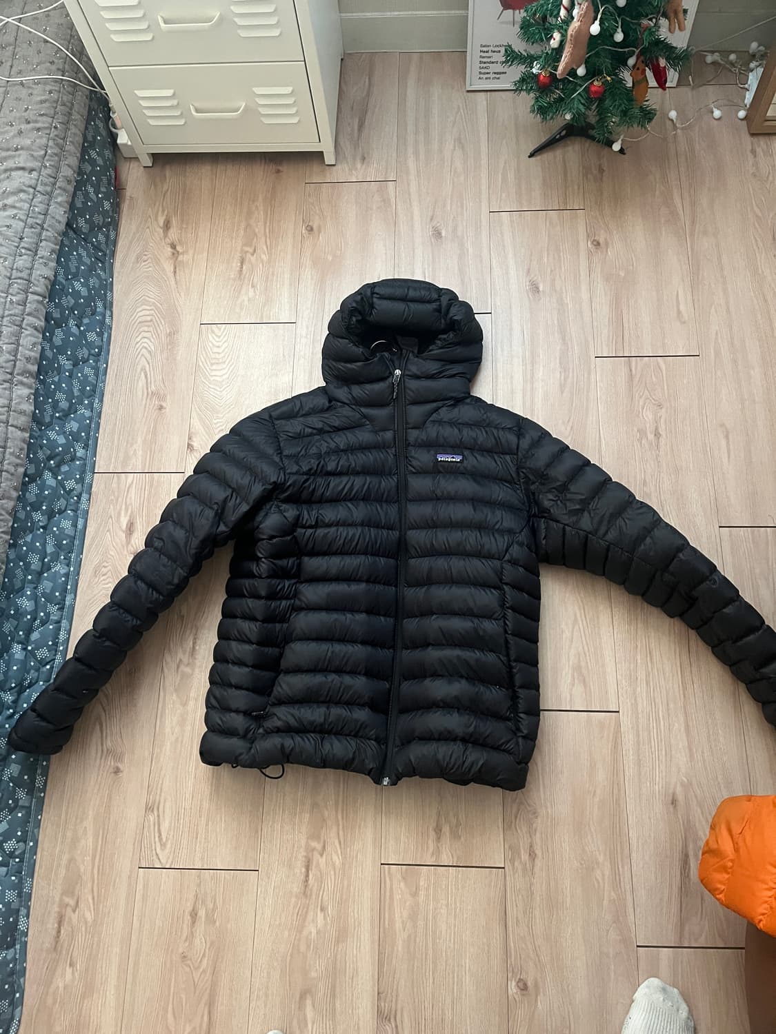 [L]파타고니아 멘즈 다운 스웨터 후디 ,경량패딩 상품이미지2