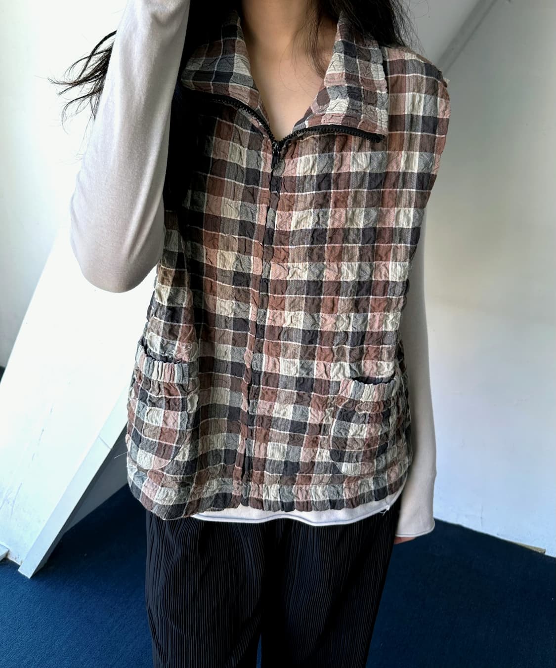 Poly cotton volrume fabric zip gilet 상품이미지5