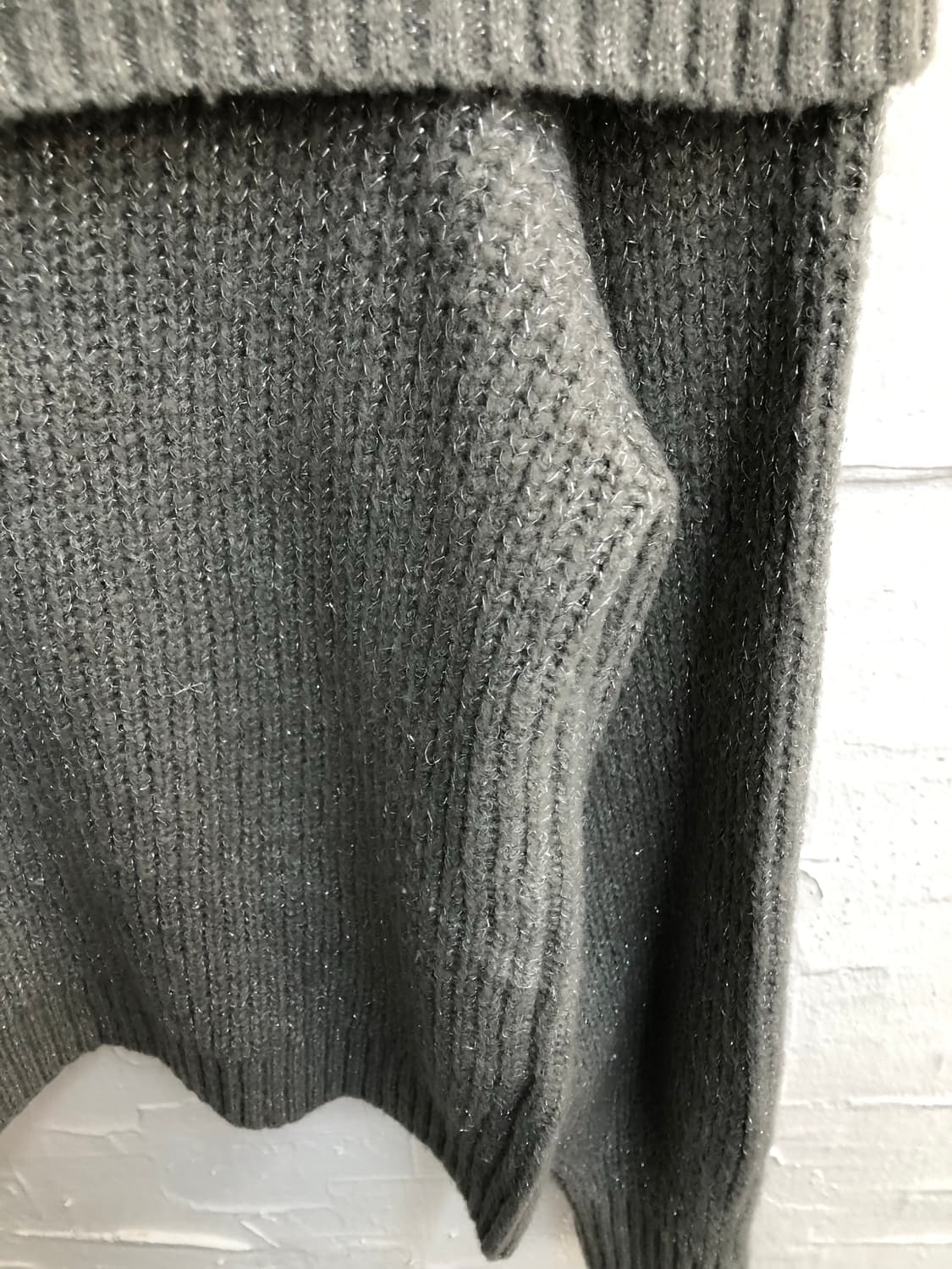 perl grey off shoulder knit 상품이미지5