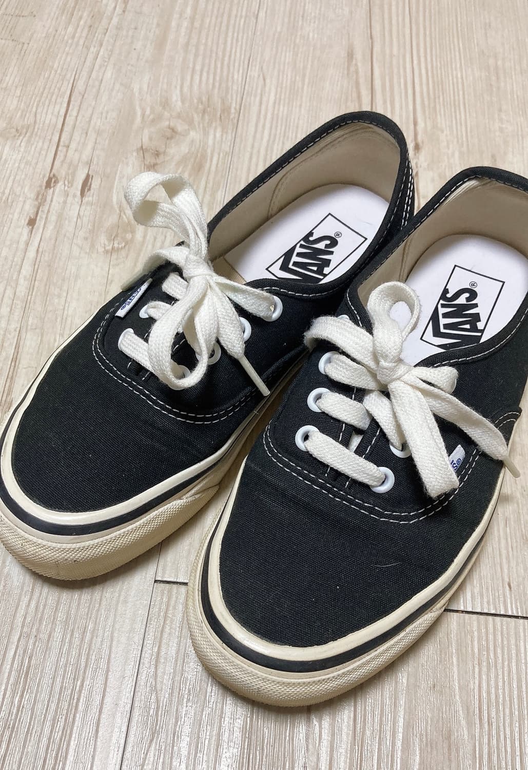 반스 어센틱 블랙 235 상품이미지1