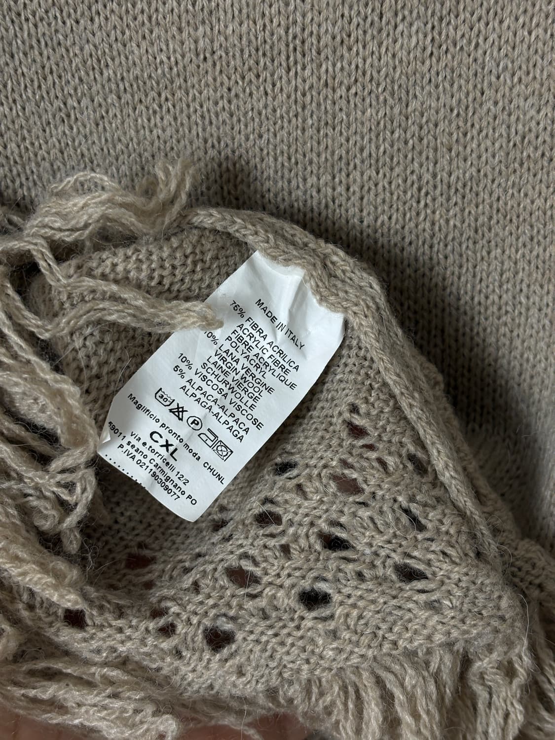 하트 테슬 보트넥 니트 상품이미지4