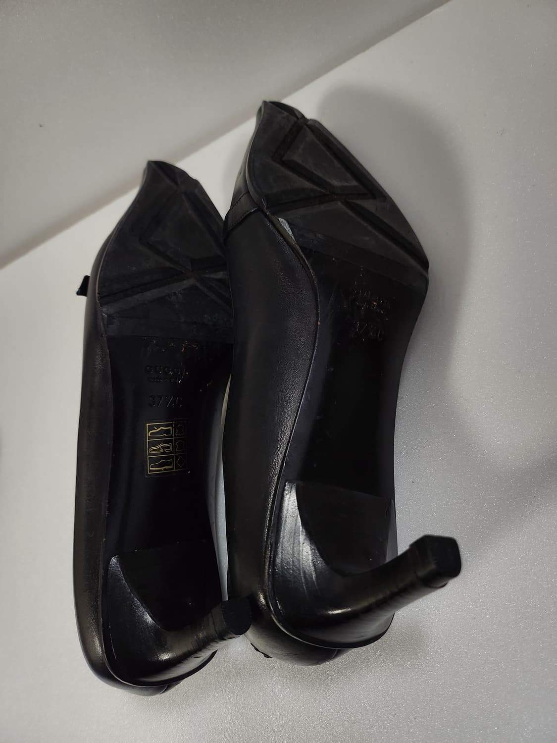 구찌 구두 여성 블랙 펌프스  상품이미지4