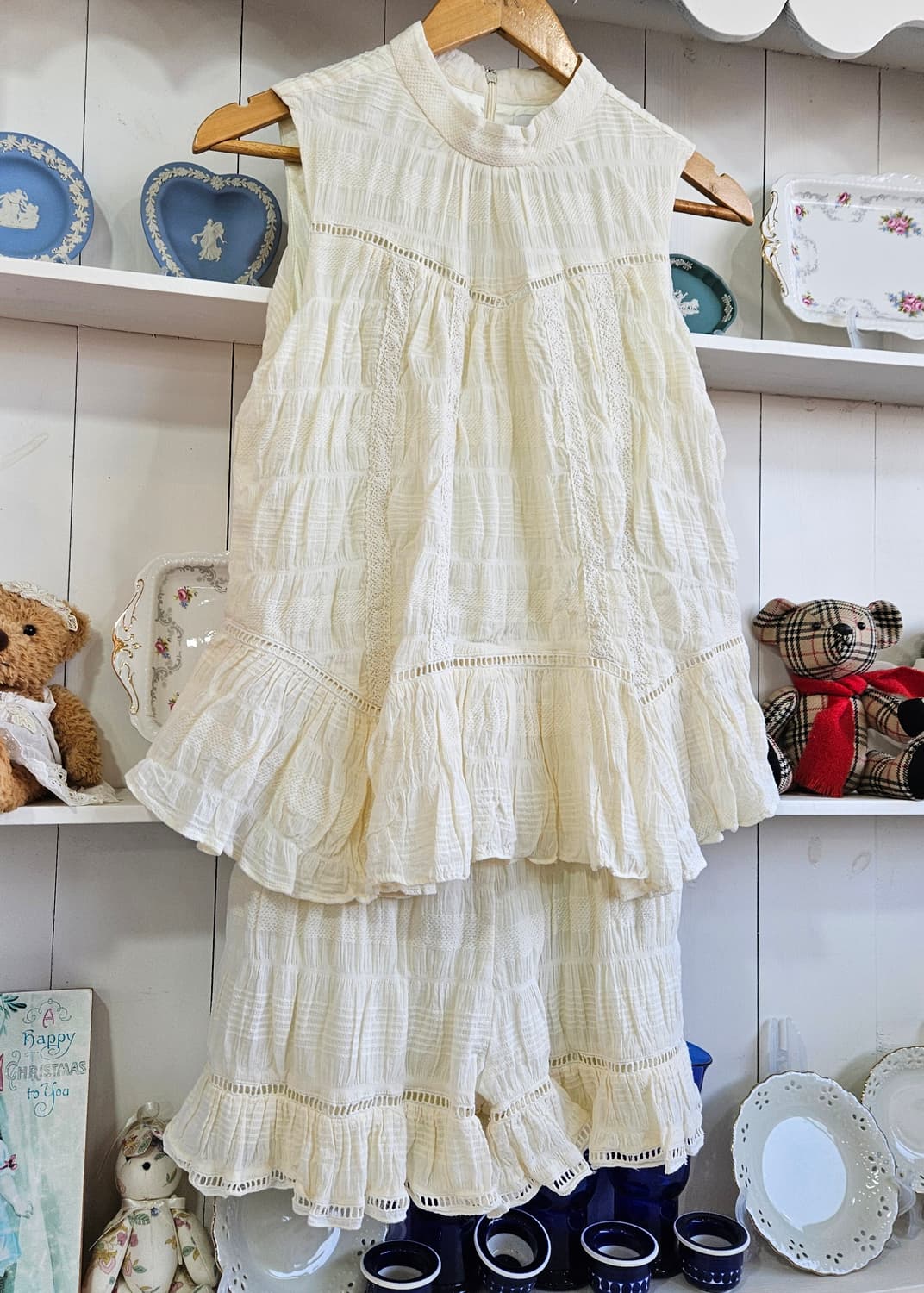 dazzlin 코튼 레이스 티어드 점프수트 상품이미지2