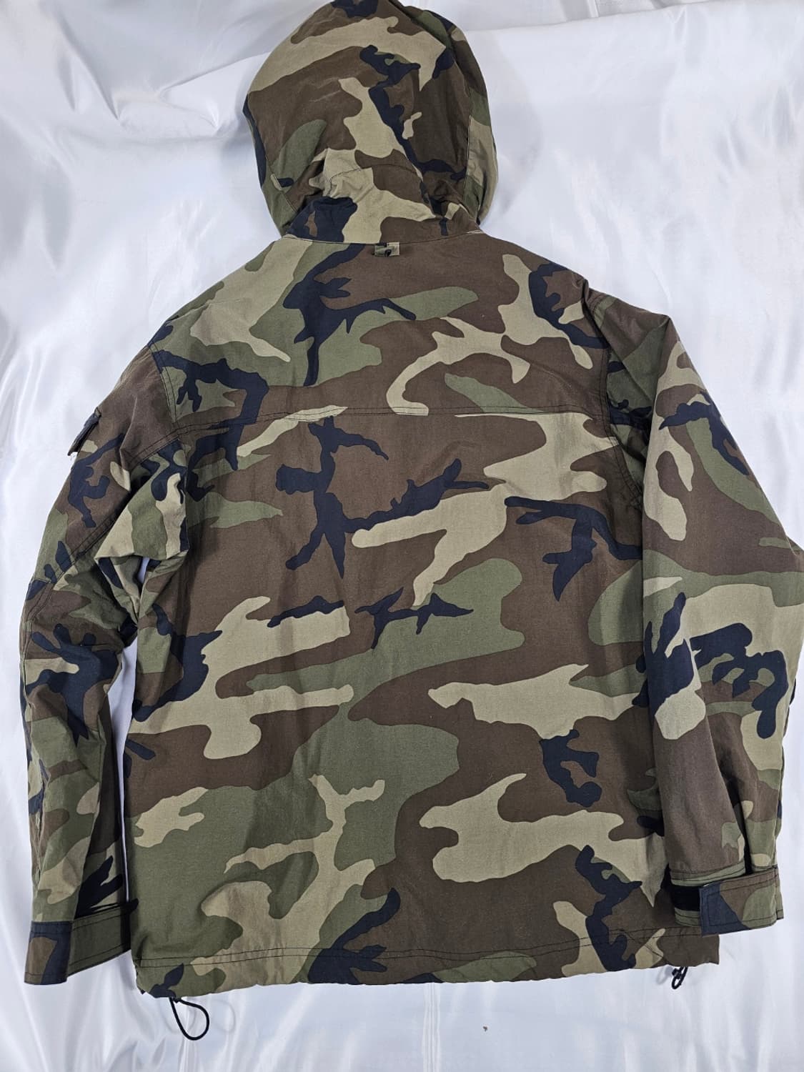 노스페이스카모바람막이 상품이미지6