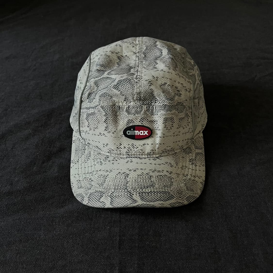 슈프림 나이키 에어맥스 런닝 캡 상품이미지1