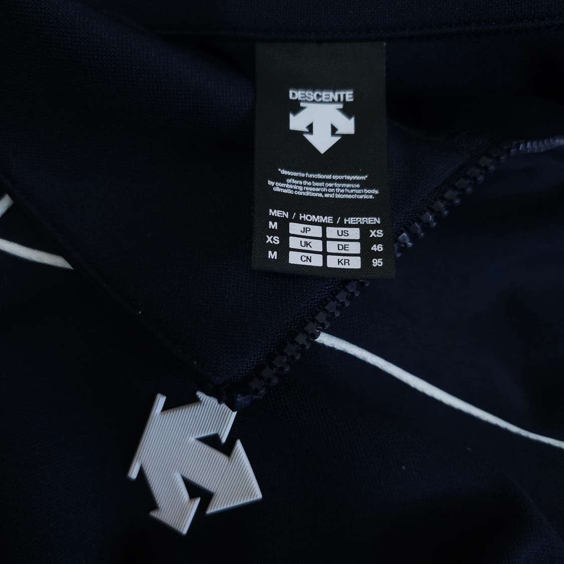 데상트 네이비져지 95-100 트랙탑저지 상품이미지6