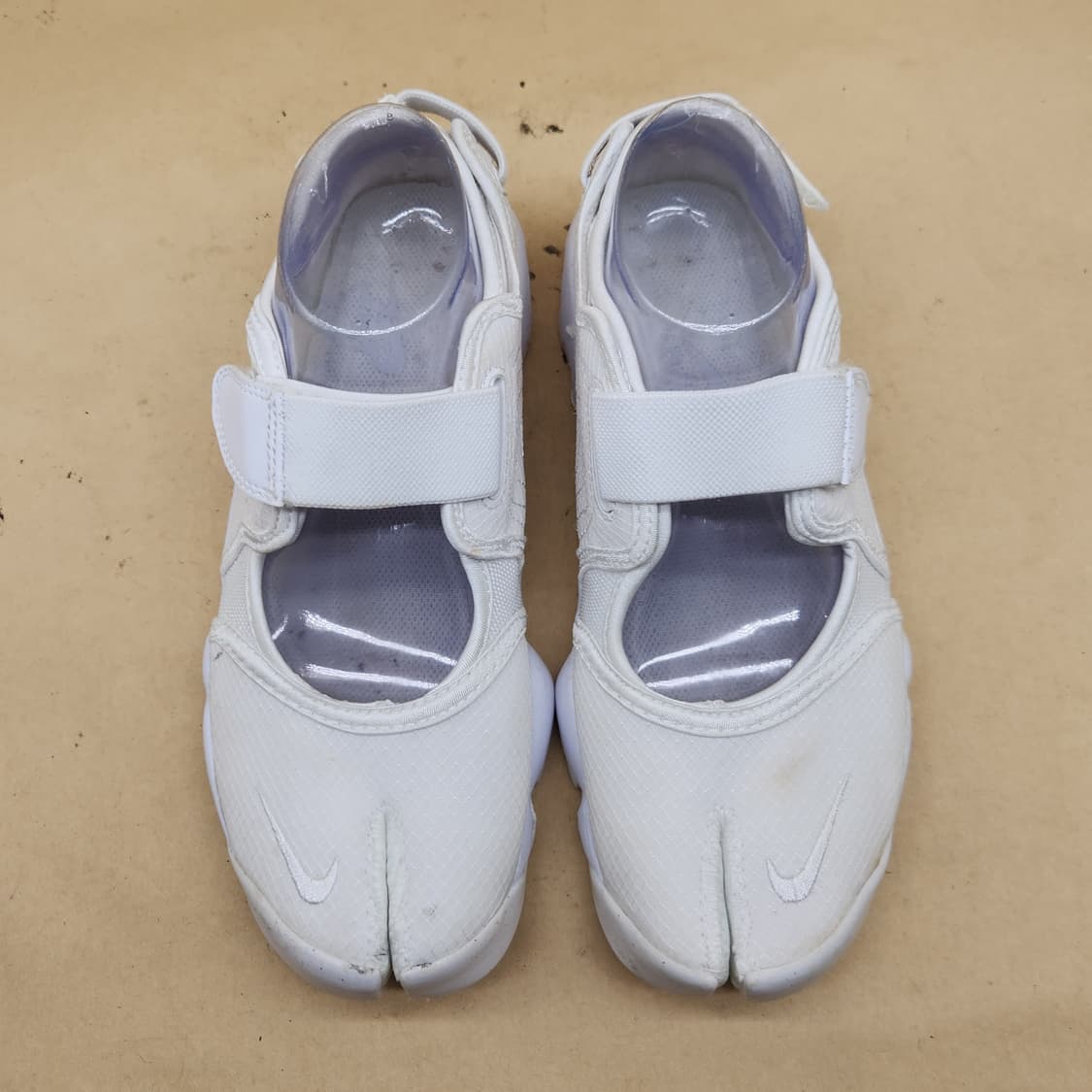 나이키 에어 리프트 브리드 샌들250 상품이미지2