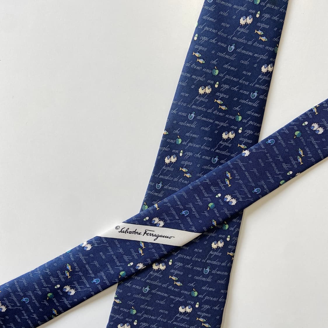 페레가모(Ferragamo) 명품 정품 넥타이  상품이미지4