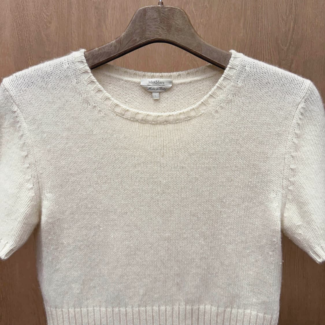 막스마라 반팔 니트 허리 시보리 디테일 크롭 라운드넥 아이보리 상품이미지4