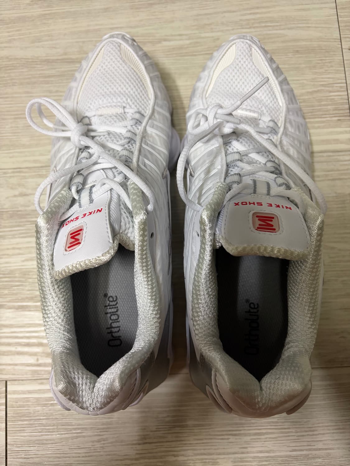 나이키 샥스 TL 화이트 앤 맥스 오렌지 270 상품이미지5