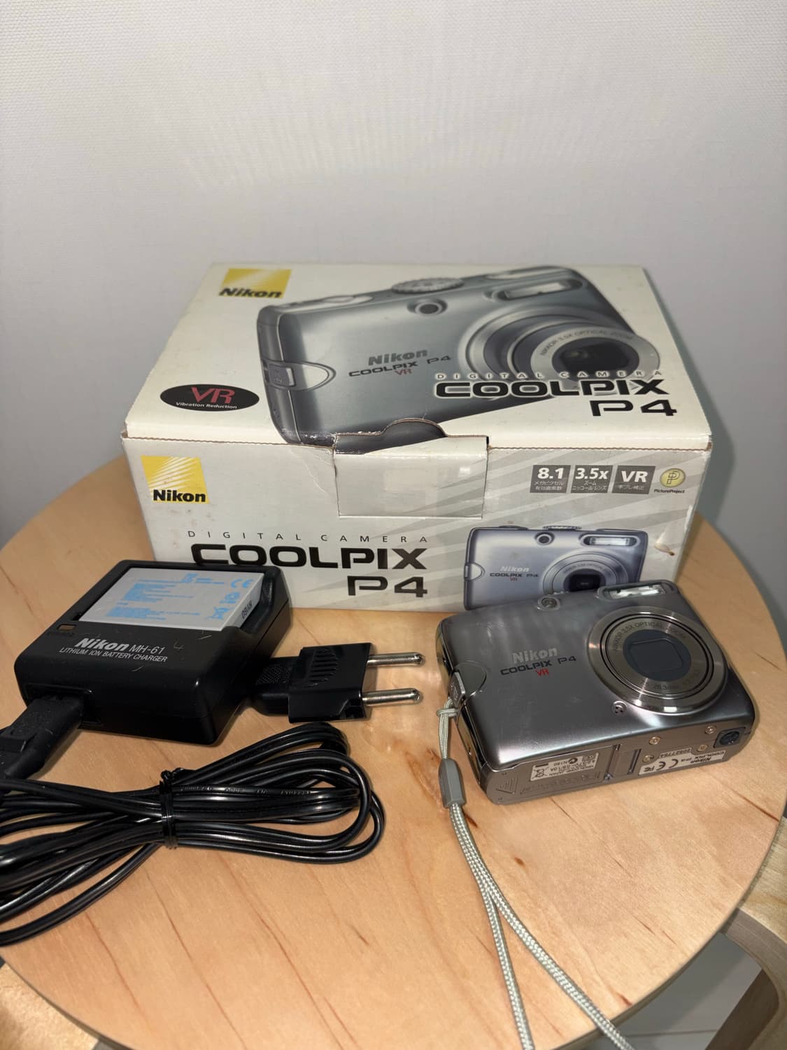 니콘 쿨픽스 P4 박스셋 (작례o) 상품이미지3