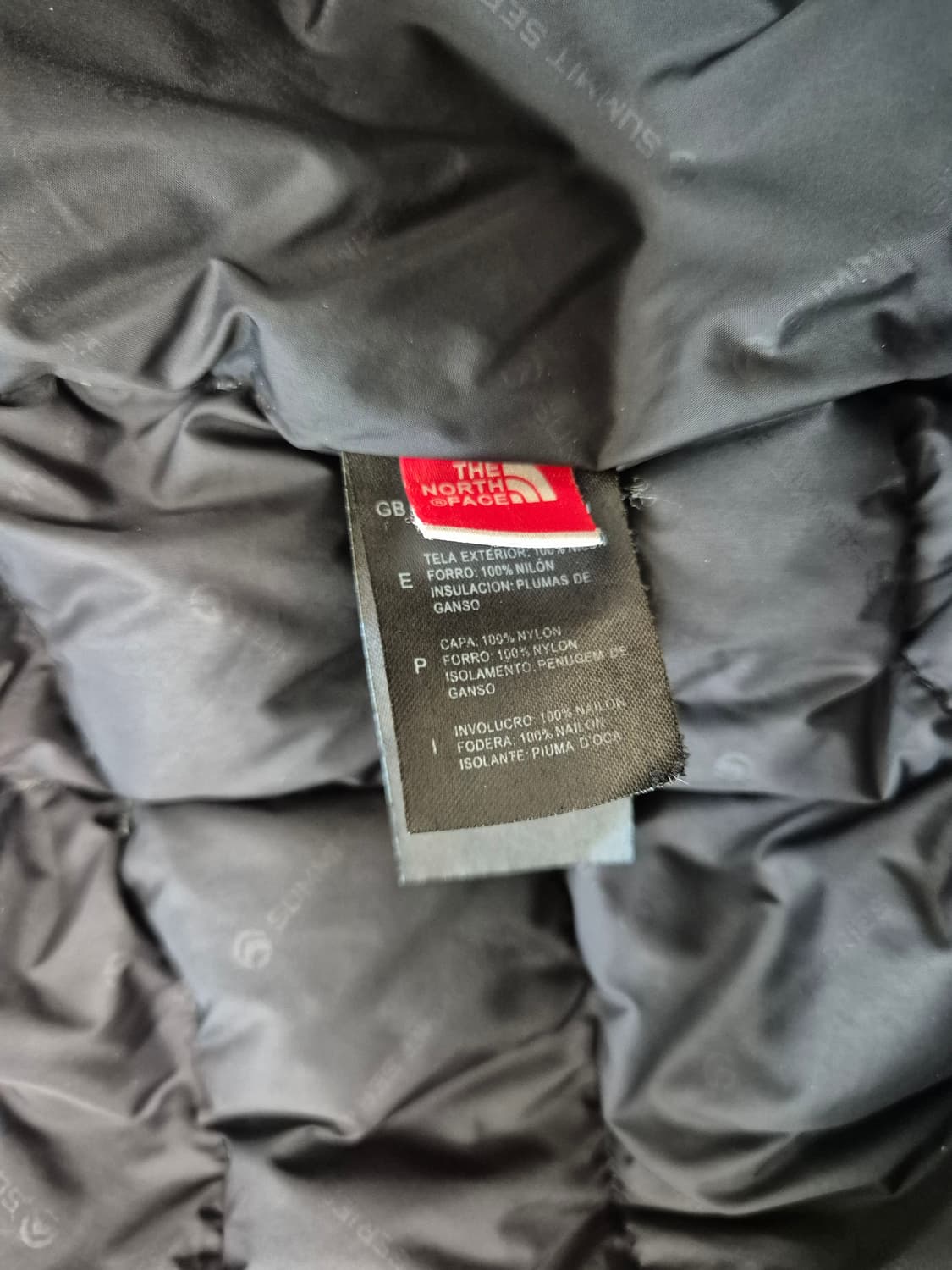 노스페이스 900필 서밋 경량 패딩 (블랙/여성L) 상품이미지4