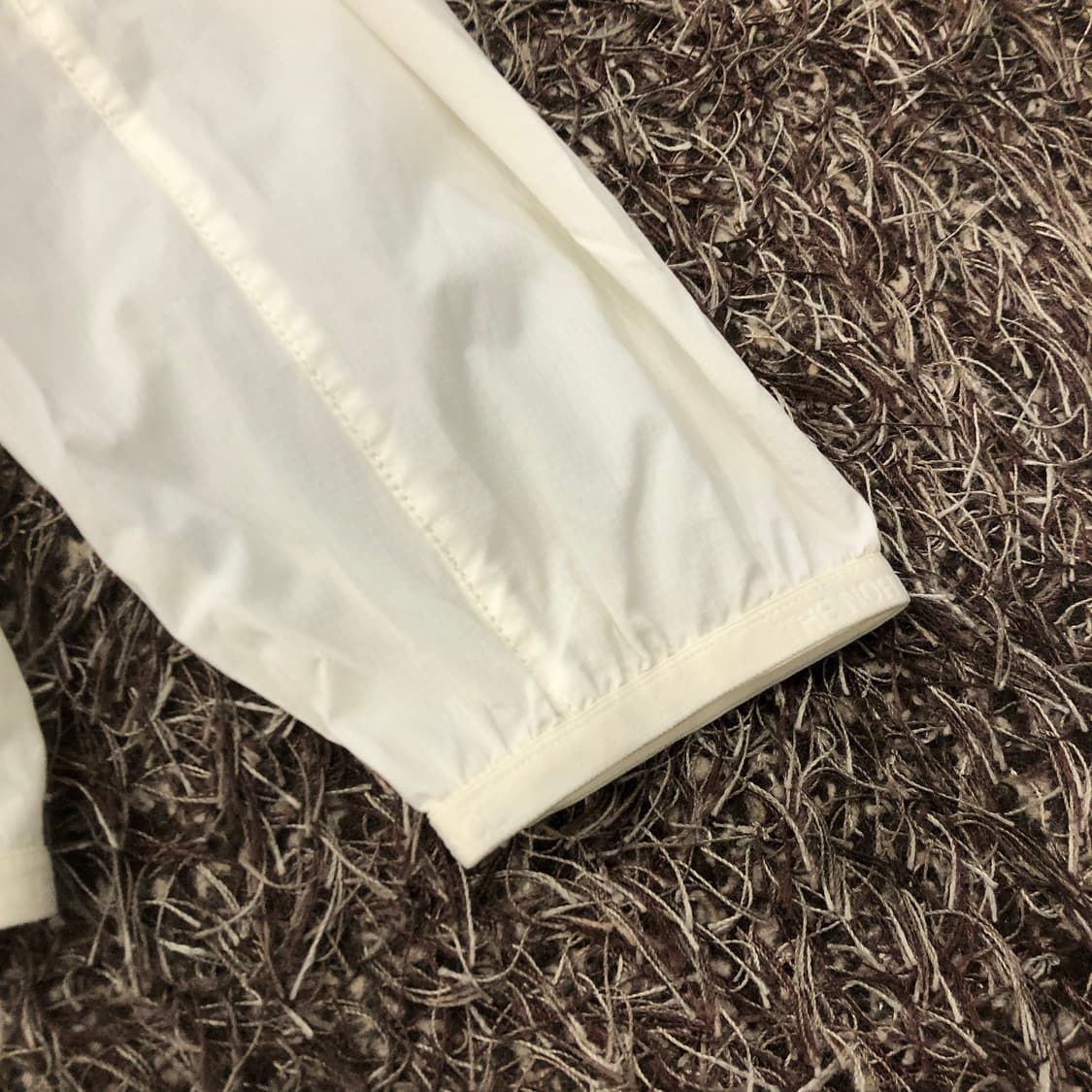 L 노스페이스 태극기 패치 나일론 바람막이 자켓 상품이미지3