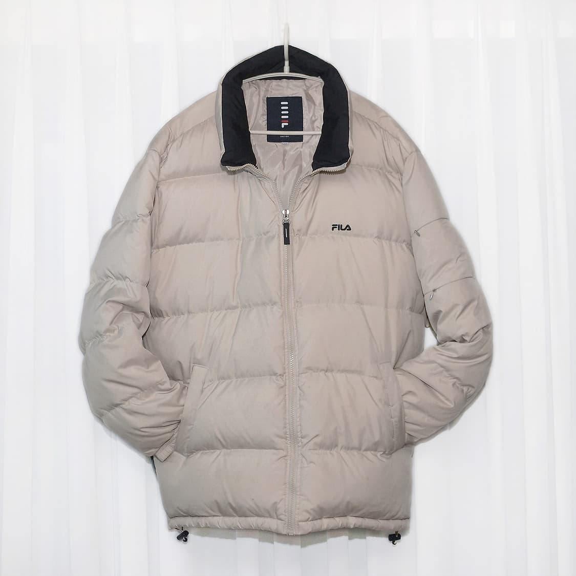 휠라 (FILA) 헤리티지 클래식 베이직 푸퍼 다운패딩 (105+) 상품이미지1