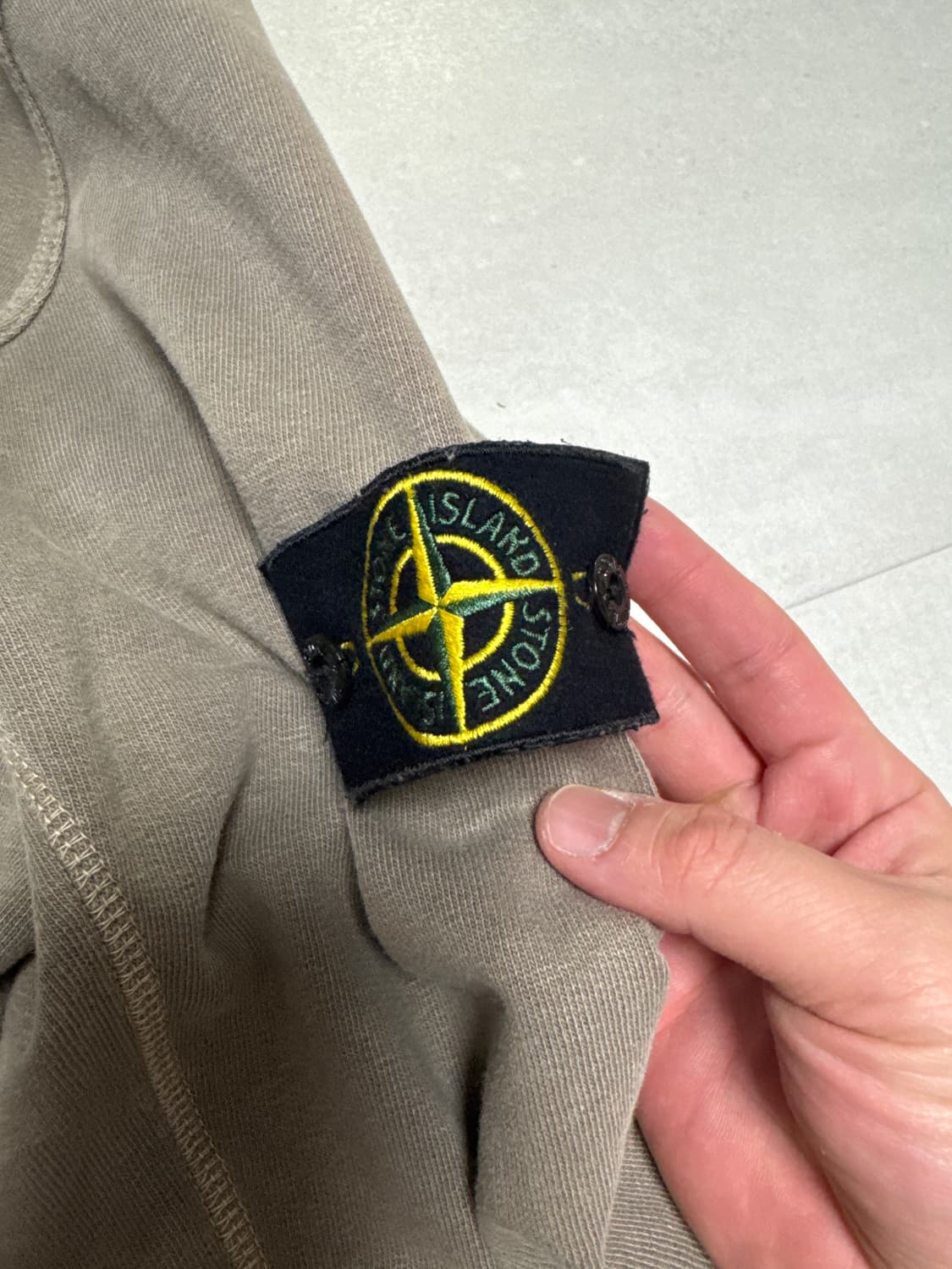 스톤아일랜드 긴팔 티셔츠 xl 상품이미지2