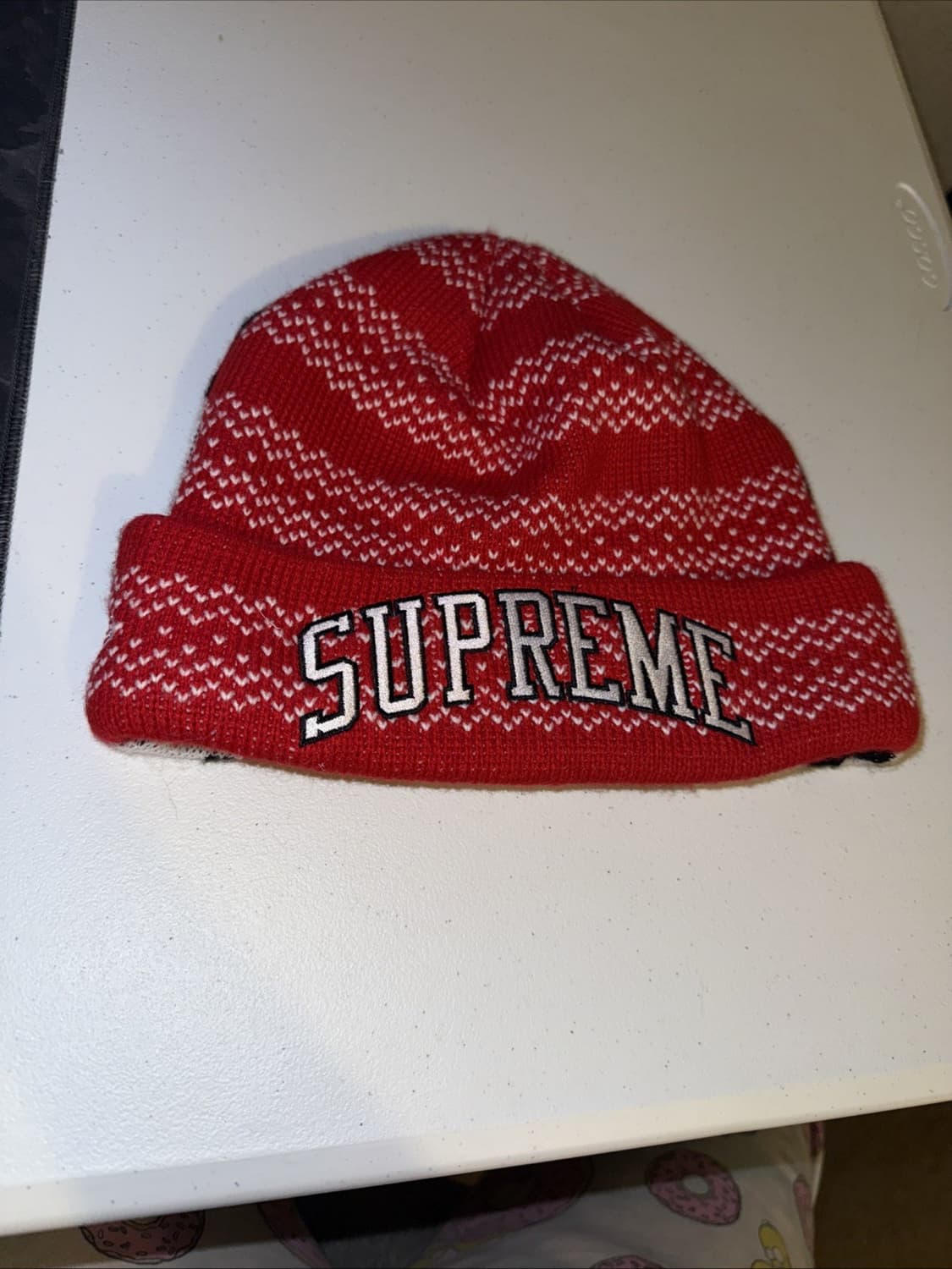 22FW 슈프림 X 뉴에라 스플릿 비니 레드 상품이미지1