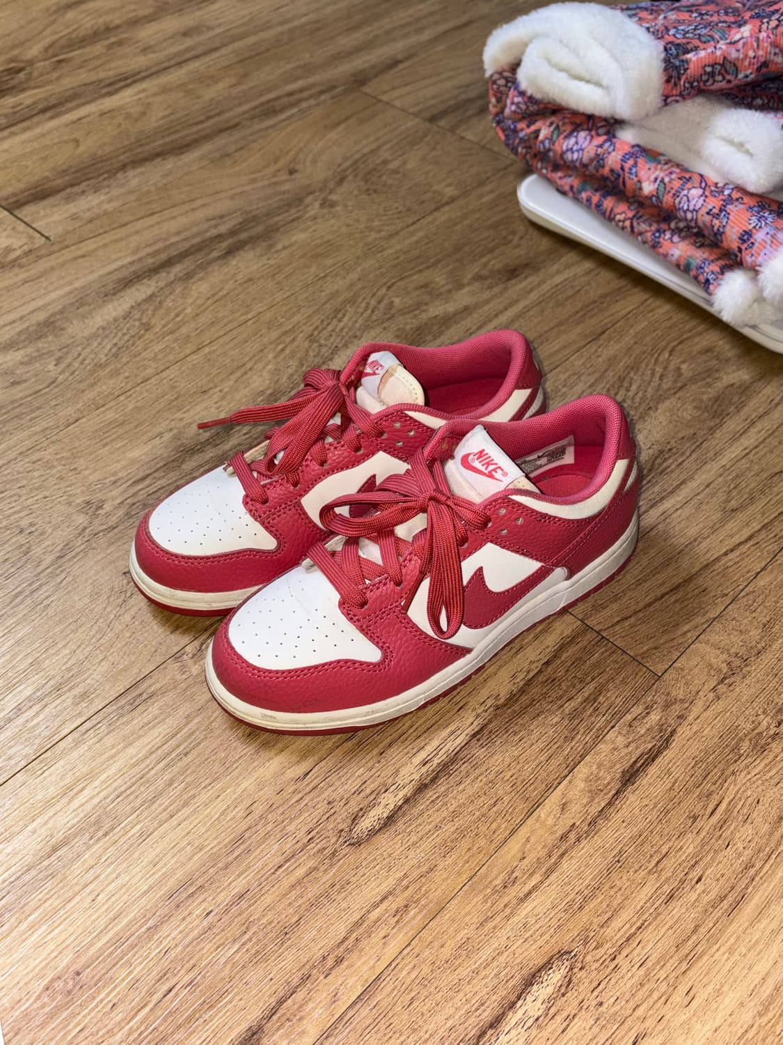 나이키 덩크 로우 아키오 핑크 220 상품이미지1