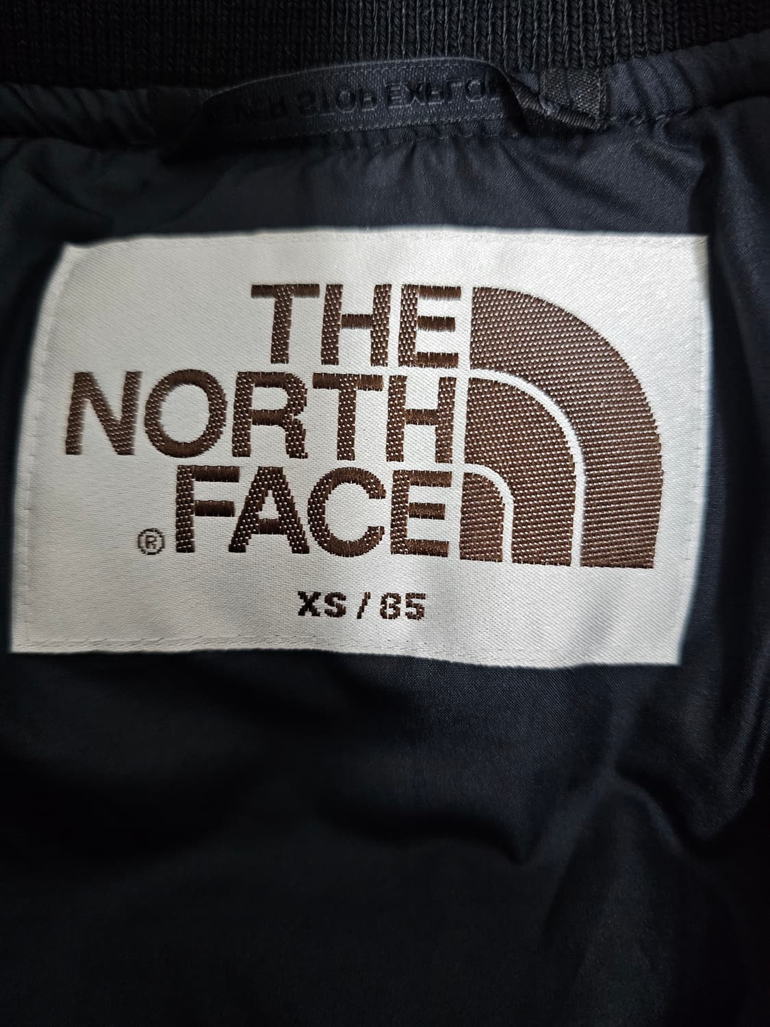 노스페이스 블랙 패딩 점퍼 T-Ball Air 85 상품이미지3