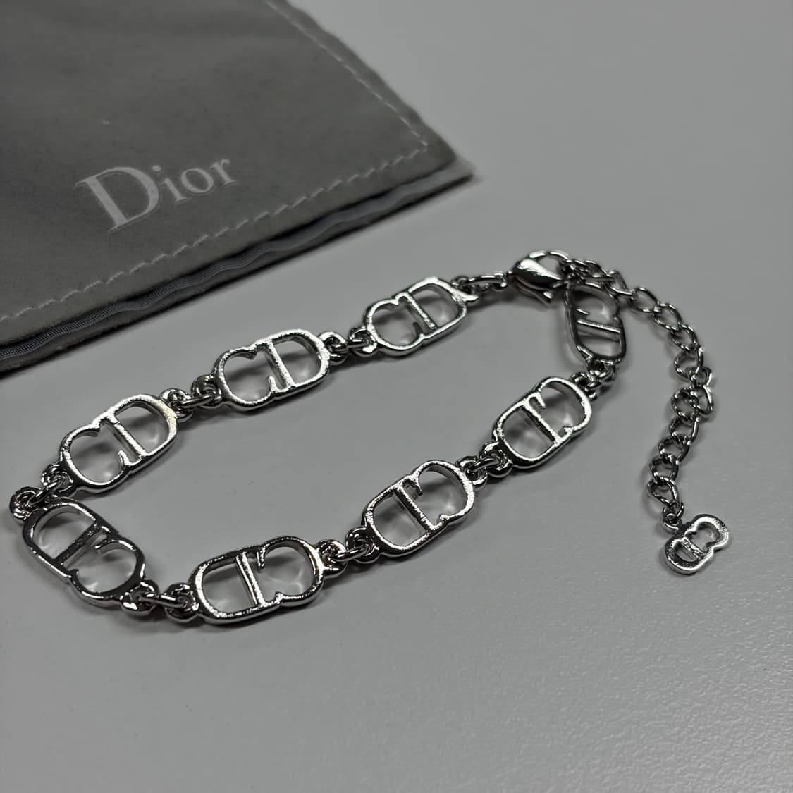 디올 CD 팔찌 상품이미지1