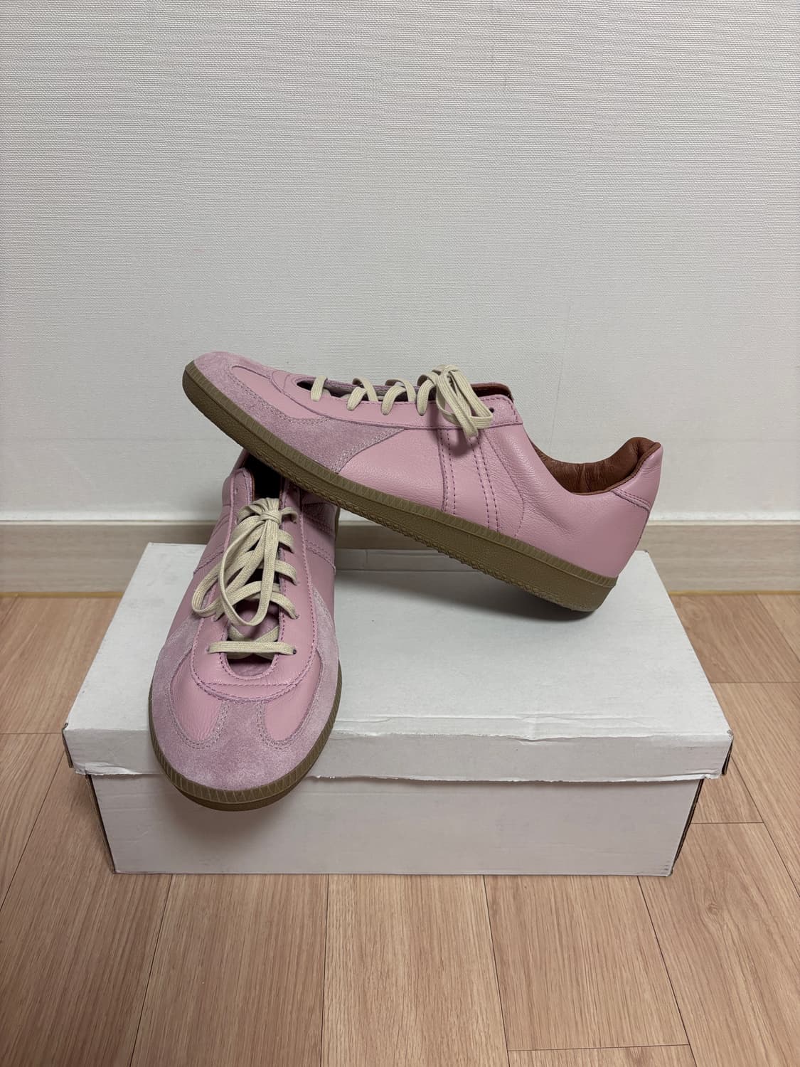 새상품) 275 (43) 리프로덕션오브파운드 독일군 스니커즈 핑크 상품이미지1