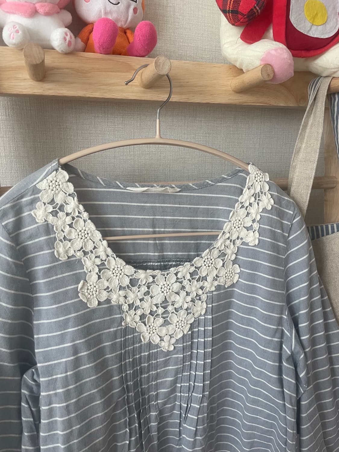 모리걸 빈티지 크로쉐 자수 블라우스 🎀🤍🩵 상품이미지2