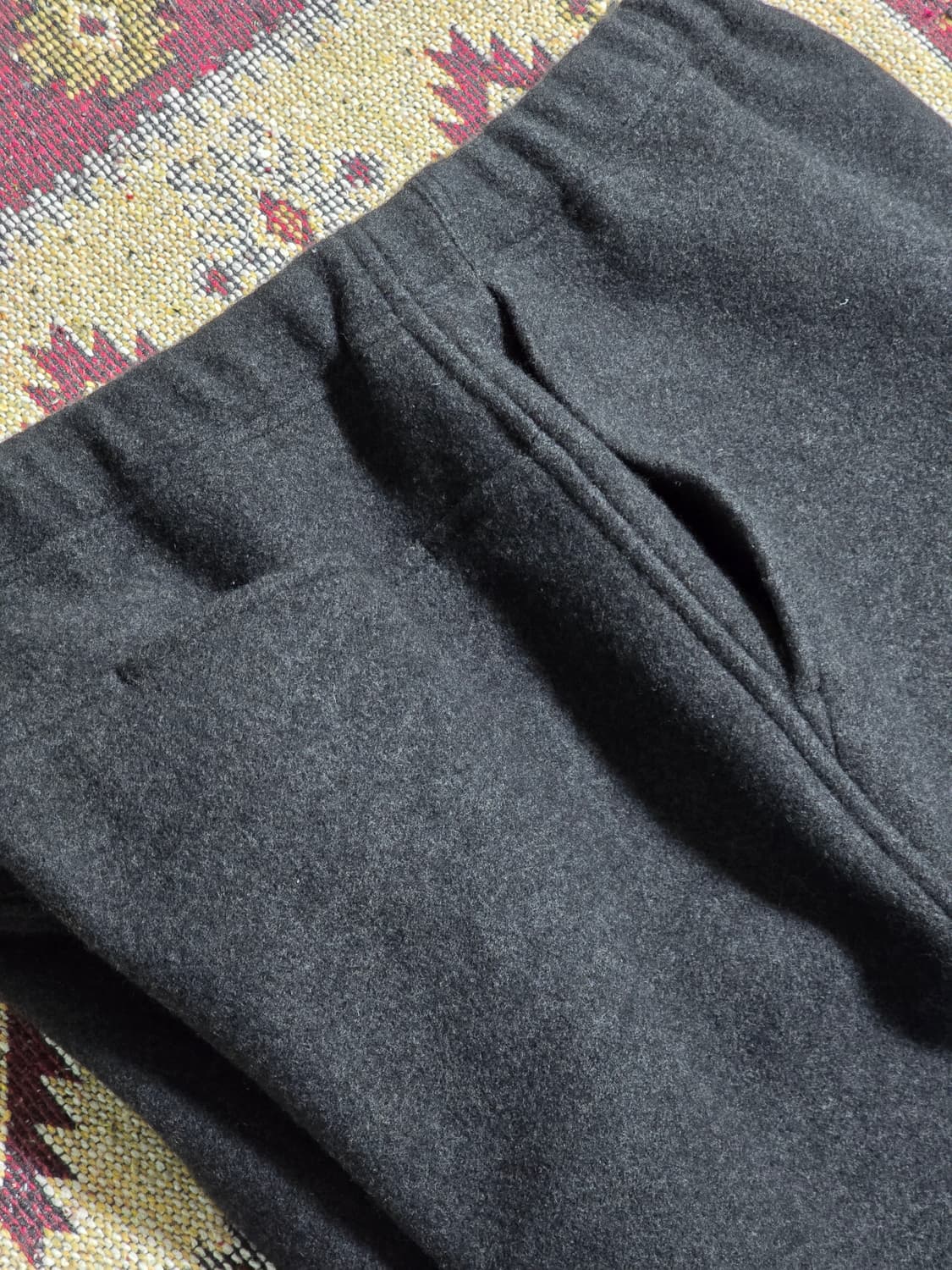 [새상품] 25AW Comoli 코모리 울 펠트 팬츠 상품이미지4