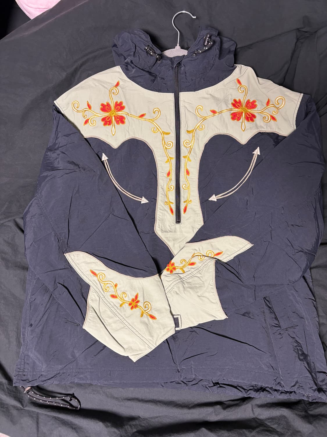 캐피탈 플라워 아노락 블랙민트 상품이미지1