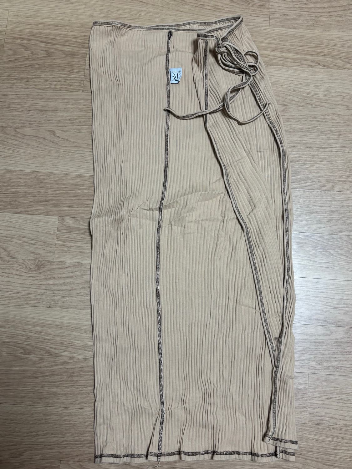 베이스레인지 랩스커트 xs 상품이미지1