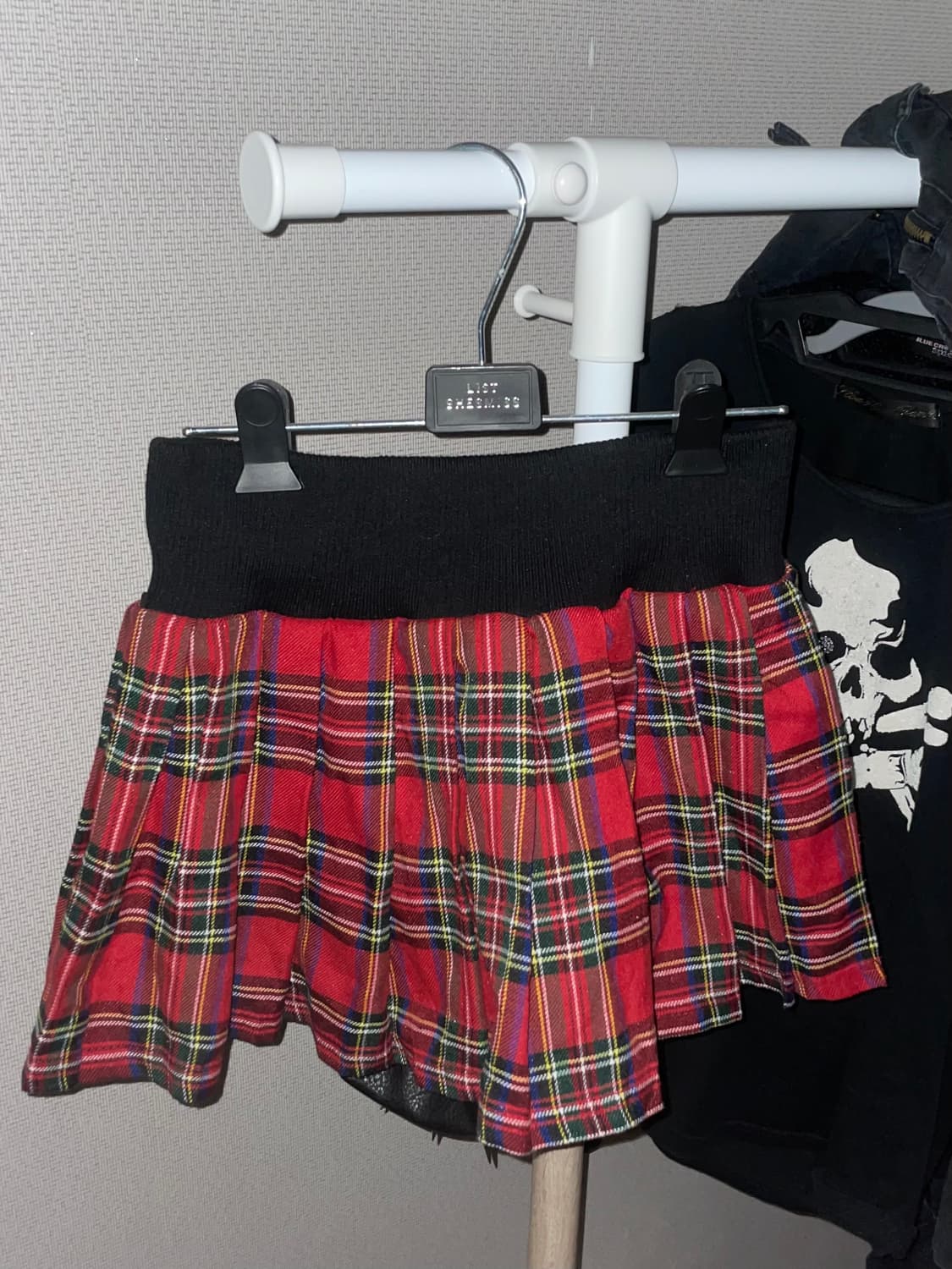 와이즈걸 빈티지 펑크 나나깔 미사깔 레드체크 스커트 상품이미지1
