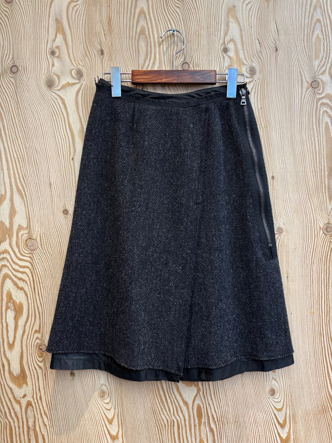 프라다 버진 울 스커트 상품이미지1