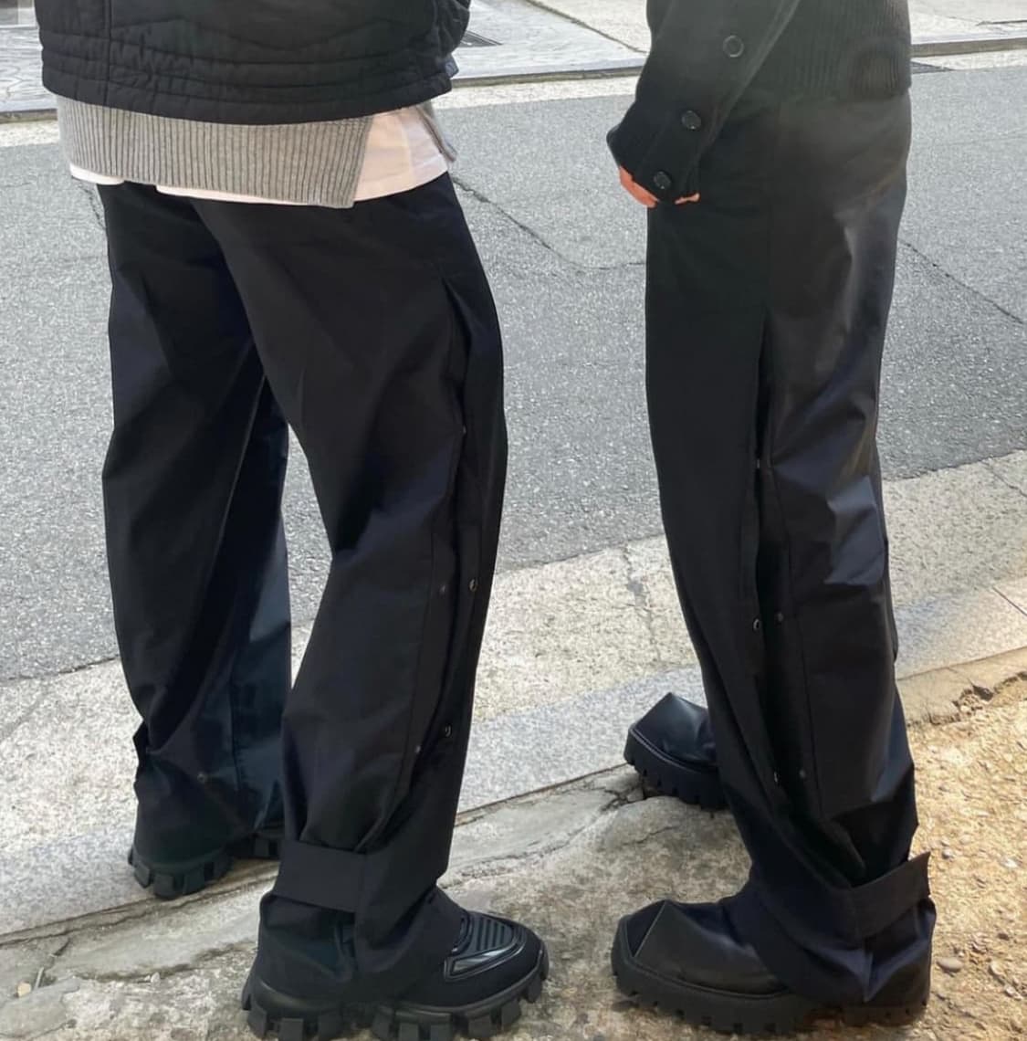 논노드 플렉시블 팬츠 블랙 초판 상품이미지2